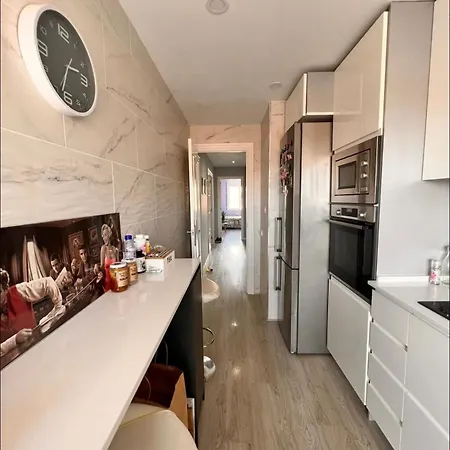 Apartment Precioso Al Lado De Barcelona Centro