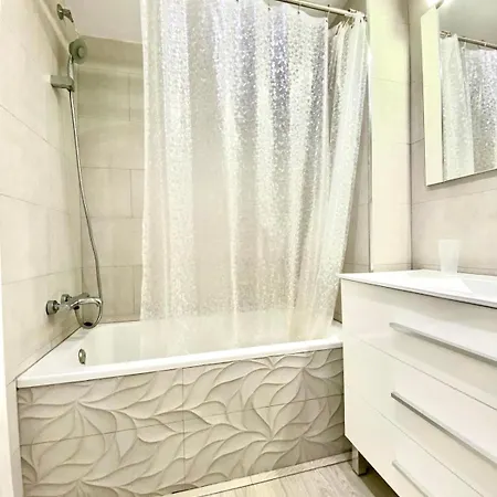 Apartment Precioso Al Lado De Barcelona Centro